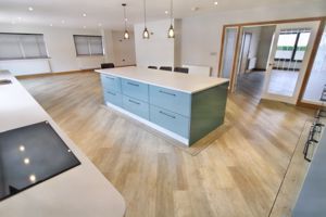 Photo 73- click for photo gallery